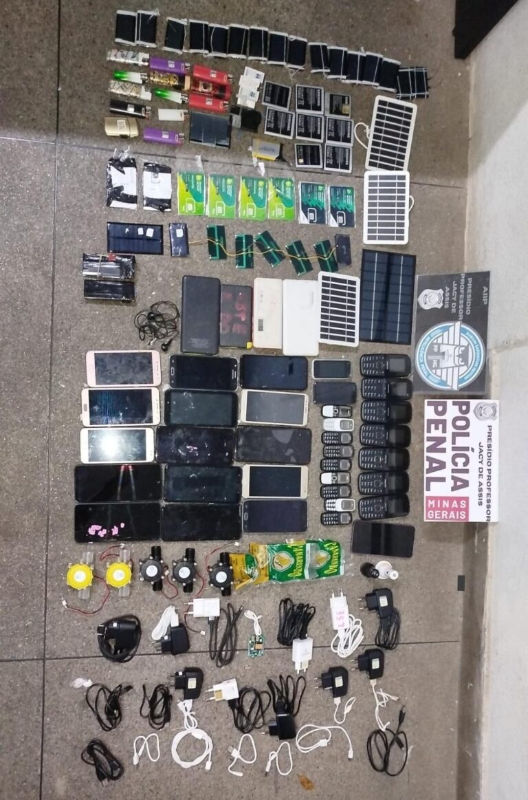 Polícia Penal frustra tentativa de entrada de celulares e acessórios no Presídio Jacy de Assis, em Uberlândia